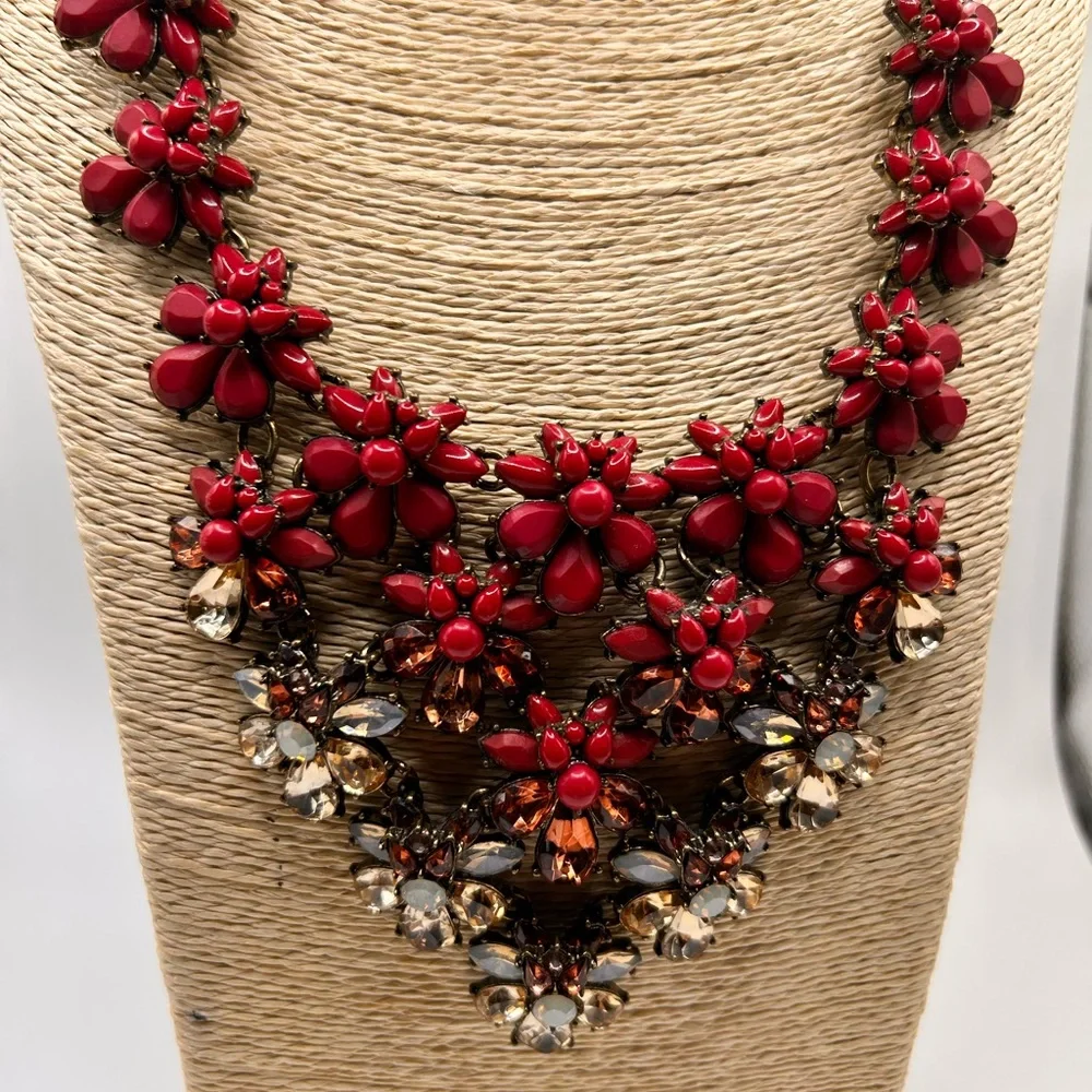 J.Crew bold floral necklace pink clear faceted beads special occasions ornate - Picture 3 of 11